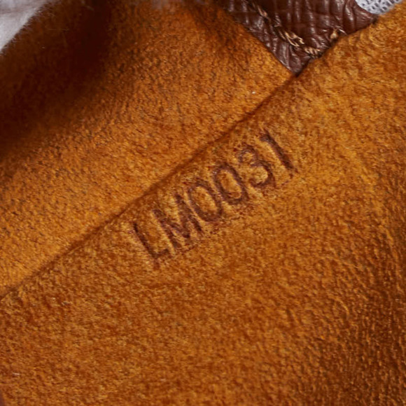 LOUIS VUITTON Brown Monogram Leather Shoulder Bag - Picture 7 of 8